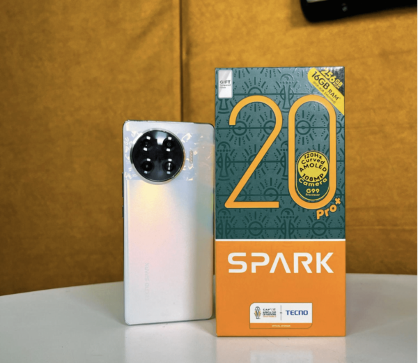 TECNO SPARK 20 Pro + – Image 3